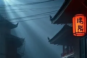 旧书页的折角：二手书店书架上被折角的书与摊开的记录本